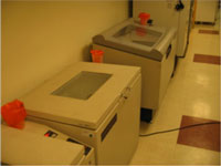 Photo one of the hallway with kitchen connecting the two labs of the group in Wartik Laboratory.